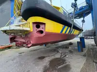 Apkalpes kuģis pārdod