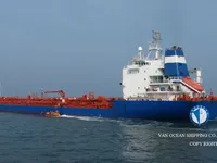 Naftas / Ķīmisko vielu tankkuģis pārdod