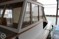 Zivju pārstrādes kuģis pārdod