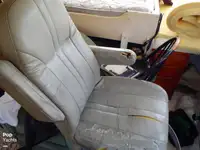Trallers pārdod
