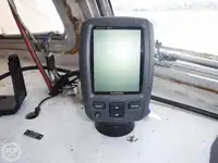 Trallers pārdod