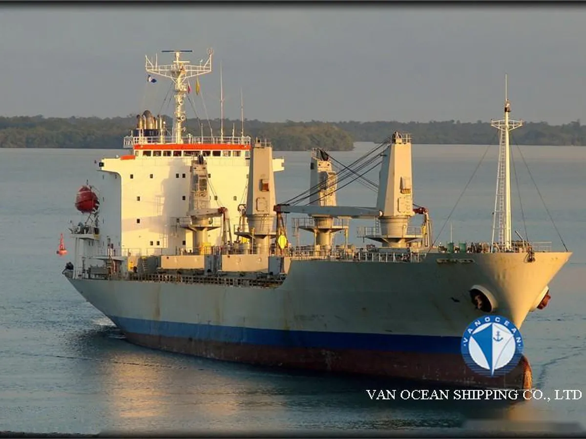 Reefer kuģis pārdod