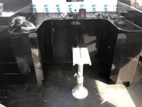 Katamarāns pārdod