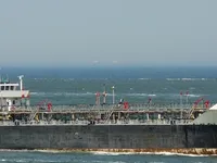 Naftas / Ķīmisko vielu tankkuģis pārdod