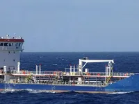 Naftas / Ķīmisko vielu tankkuģis pārdod