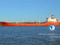 Naftas / Ķīmisko vielu tankkuģis pārdod