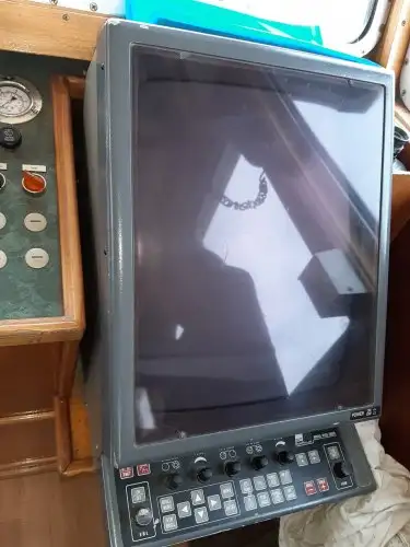 Trallers pārdod