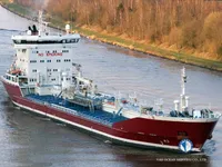 Naftas / Ķīmisko vielu tankkuģis pārdod
