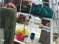 Trallers pārdod