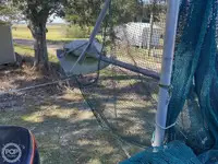 Trallers pārdod