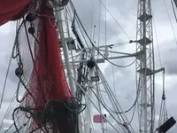 Trallers pārdod