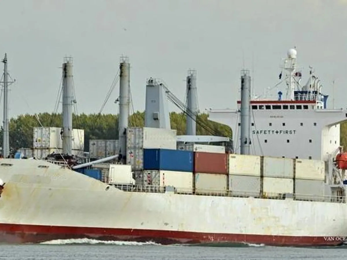 Reefer kuģis pārdod
