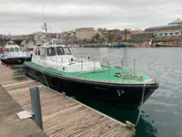 Pilotkuģis pārdod