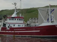 Trallers pārdod