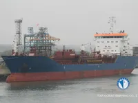 Naftas / Ķīmisko vielu tankkuģis pārdod