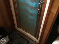 Trallers pārdod
