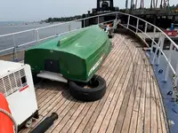 Pilotkuģis pārdod