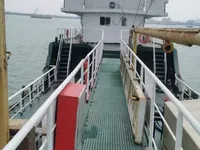 Naftas / Ķīmisko vielu tankkuģis pārdod