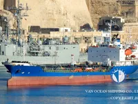 Naftas / Ķīmisko vielu tankkuģis pārdod