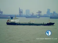 Naftas / Ķīmisko vielu tankkuģis pārdod