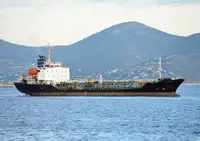 Oil/Chemical tanker pārdošanā