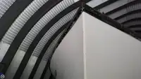 Trallers pārdod