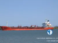 Naftas / Ķīmisko vielu tankkuģis pārdod