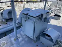 Desanta kuģis, tankkuģis pārdod