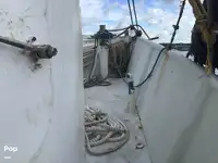 Trallers pārdod