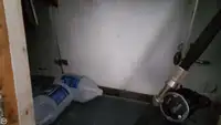 Trallers pārdod