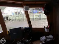 Trallers pārdod