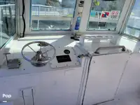 Trallers pārdod