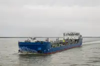 Oil/Chemical tanker pārdošanā