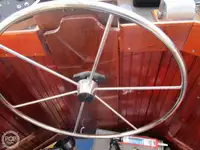 Trallers pārdod