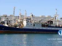 Trallers pārdod