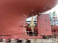 Trallers pārdod