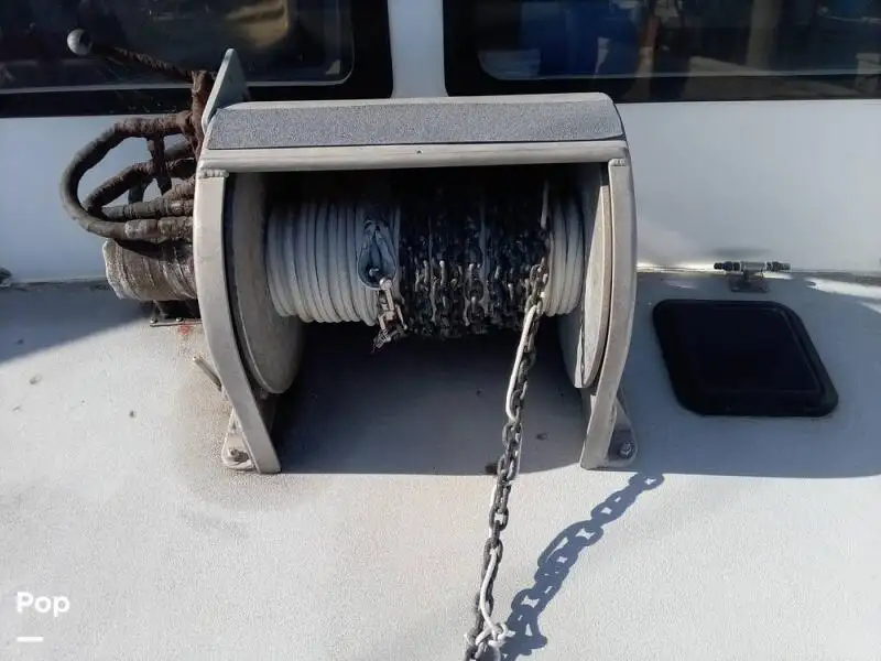 Niršanas atbalsta kuģis pārdod