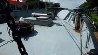 Trallers pārdod