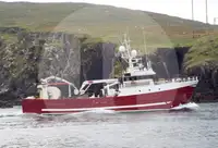 Trallers pārdod