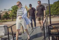 Konteinerkuģis pārdod