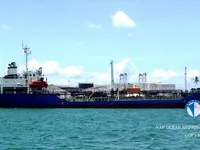 Naftas / Ķīmisko vielu tankkuģis pārdod