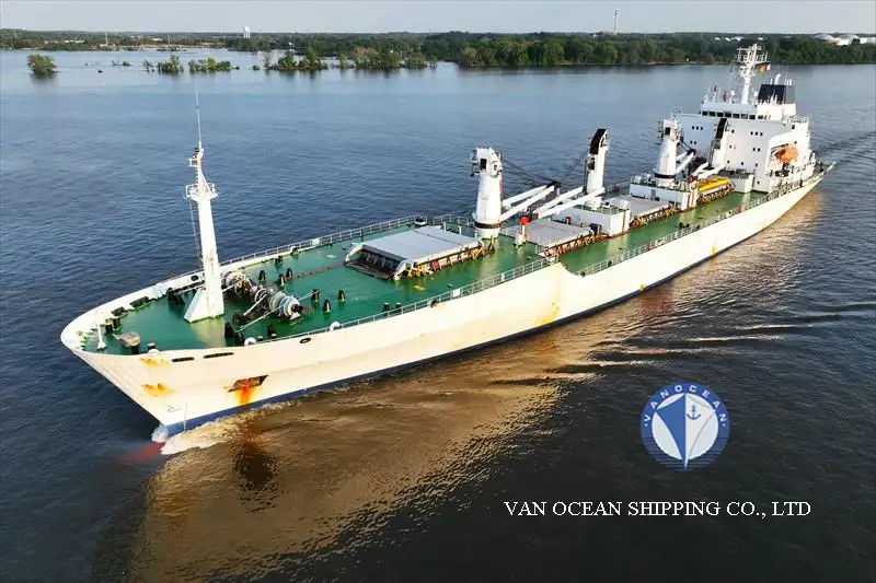 Reefer kuģis pārdod