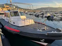 Pilotkuģis pārdod