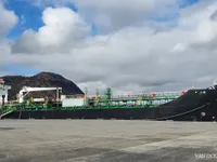 Naftas / Ķīmisko vielu tankkuģis pārdod
