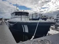 Pilotkuģis pārdod