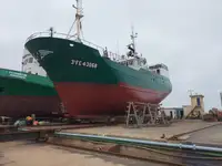Trallers pārdod