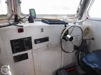 Trallers pārdod