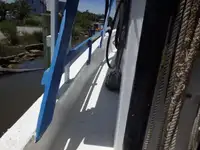 Trallers pārdod