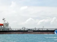 Naftas / Ķīmisko vielu tankkuģis pārdod