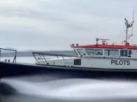 Pilotkuģis pārdod